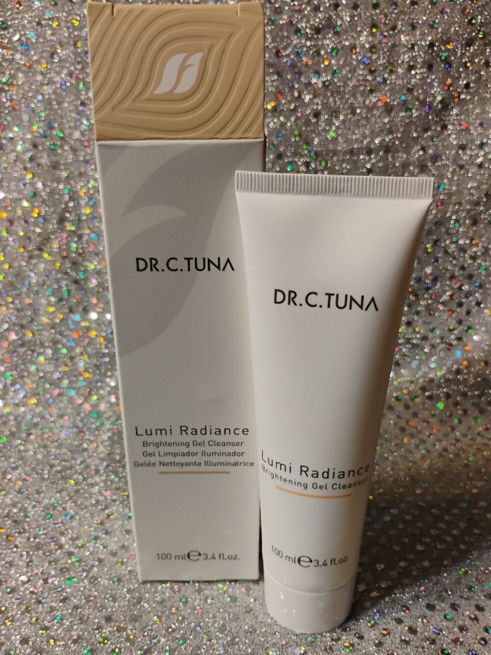 Farmasi Dr.C.Tuna Lumi Radiance Brightening Gel Cleanser 100 ml / 3.4 fl oz.